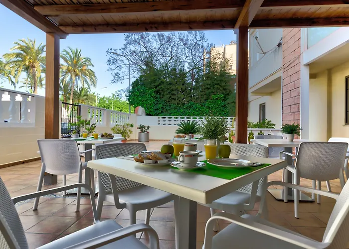 Mavi Hotel